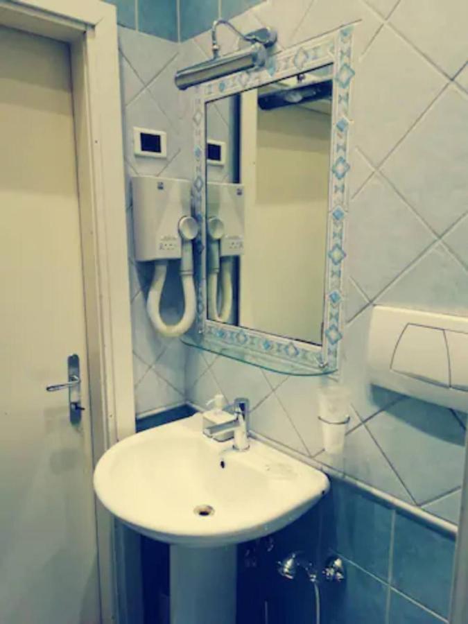 Fidarda Apartment Рим Екстер'єр фото